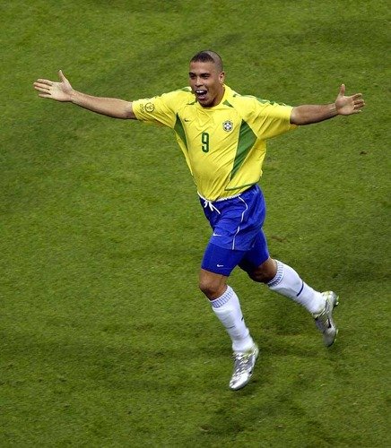 崭露头角 崭露头角