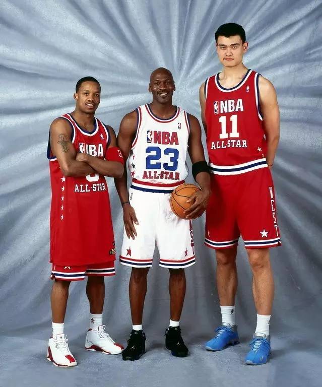 具话题性的 具话题性的