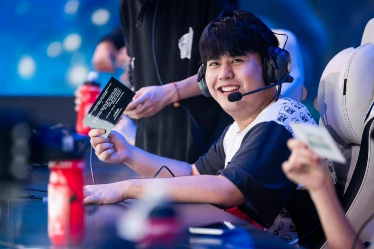 在解决自身 在解决自身