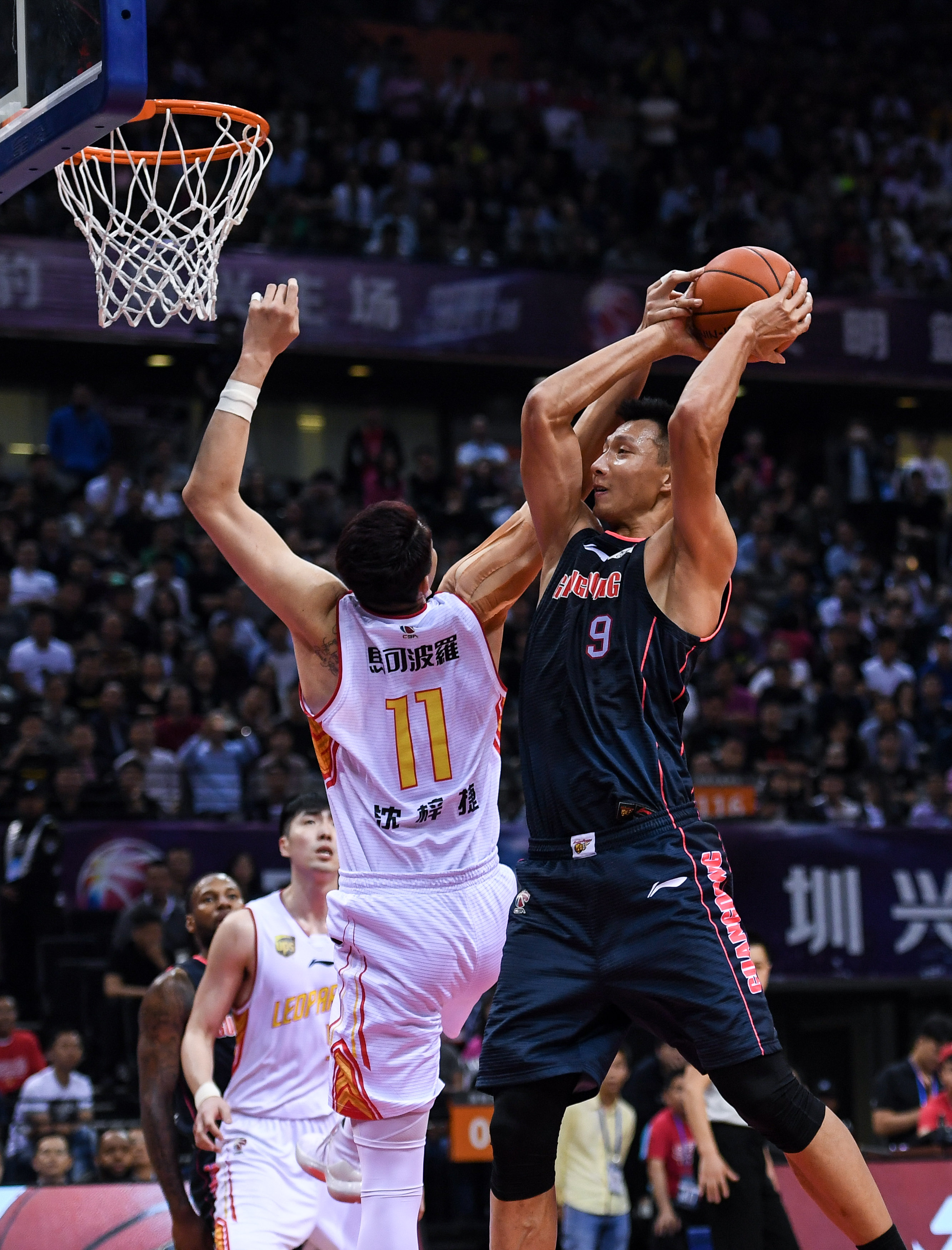 与梅西的灵 与梅西的灵